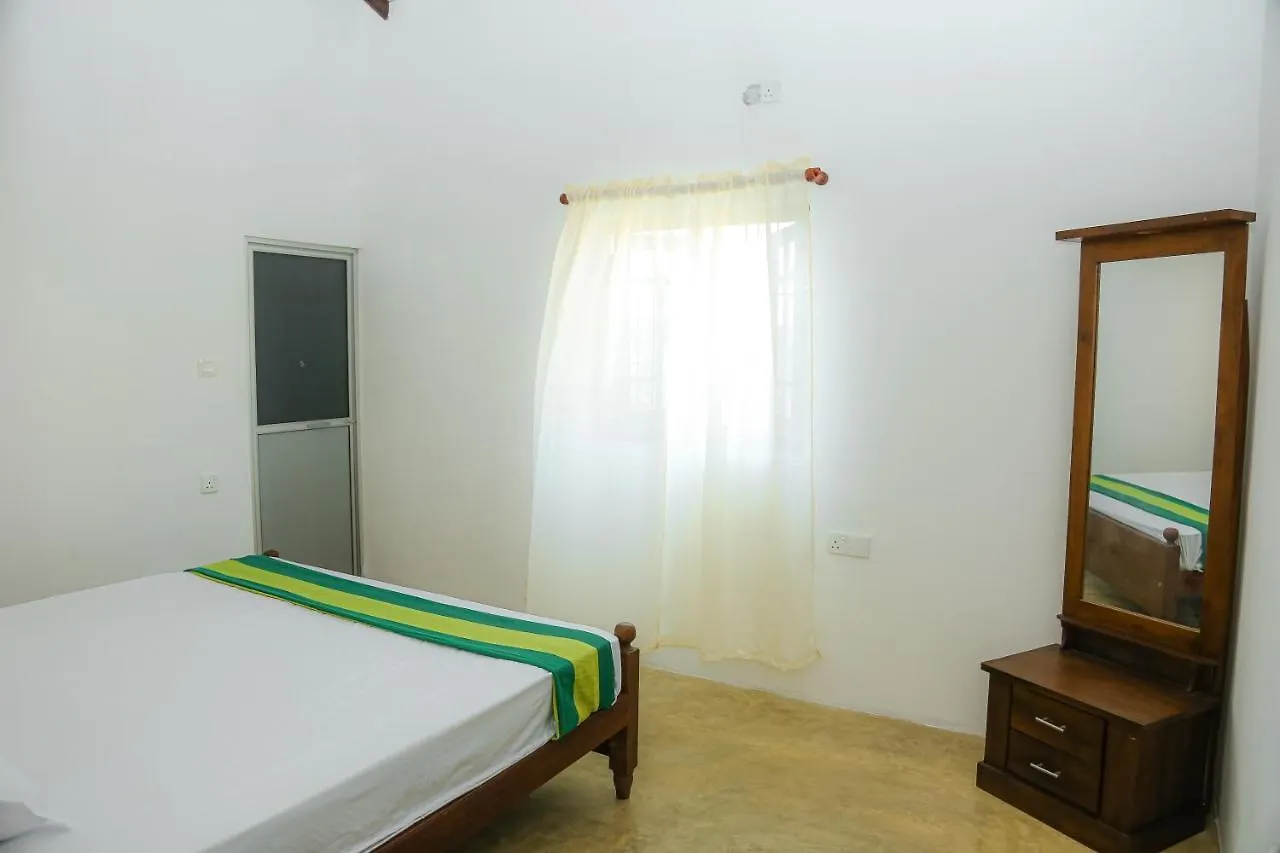 Star Canal Cottage Negombo Guest house