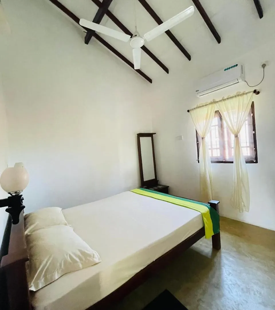 Gasthof Star Canal Cottage Negombo Sri Lanka