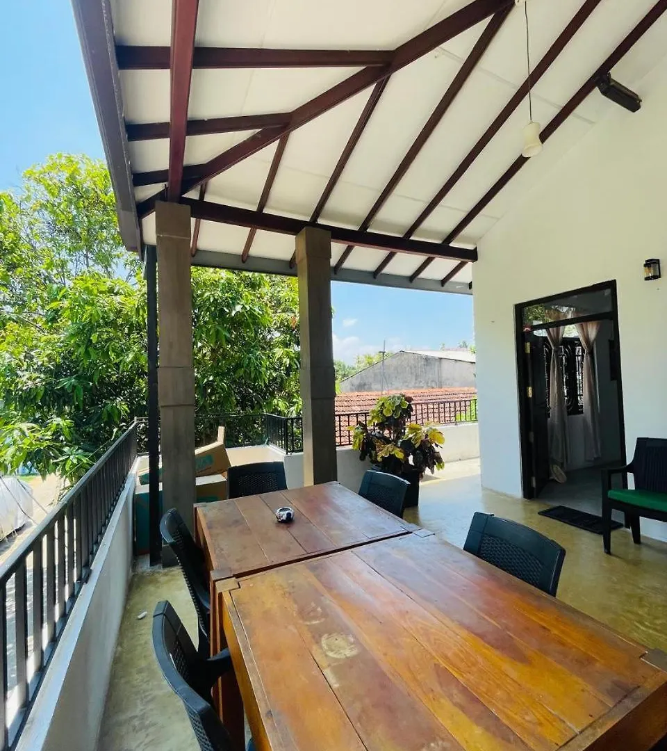 Star Canal Cottage Negombo 0*,